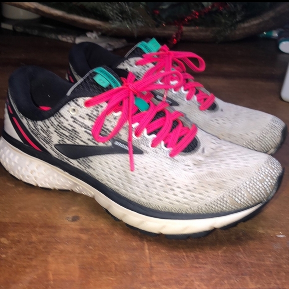 Brooks ghost 11 size 9 EUC - Picture 9 of 11